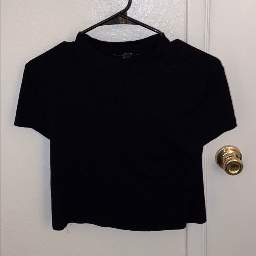 Black crop top